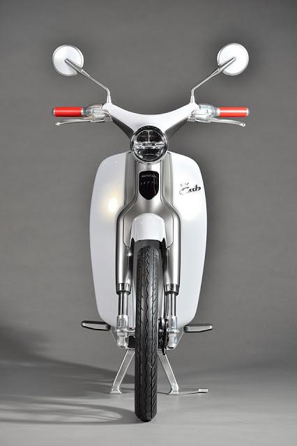 Honda Super Cub Concept & EV-Cub Concept 2015