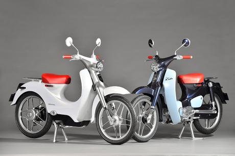 Honda Super Cub Concept & EV-Cub Concept 2015