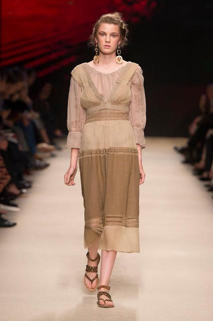 Mfw: Stile etnico per Alberta Ferretti SS 2016