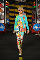 Milano Moda Donna: Moschino P/E 2016