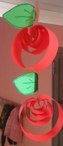 addobbo di mele per aula