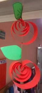 addobbo per aula con frutta autunnale