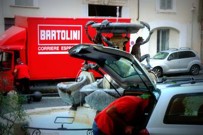 Città incivile, sosta selvaggia