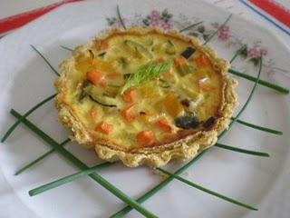 Crostatine di  mais all'aneto con verdure