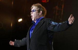 Elton John, Successo in Marocco Dopo le Contestazioni