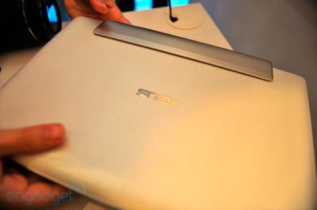 Asus: ecco EeePad con Windows 7