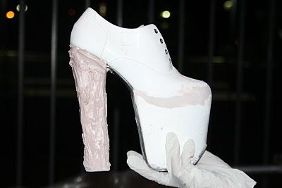 Charles Anastase Dungeon Boots.....DIY !!!  :O