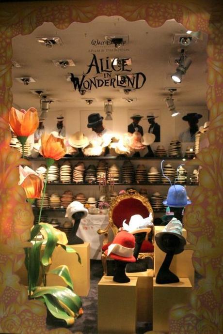 borsalino - alice in wonderland Il giorno del Cappellaio Matto
