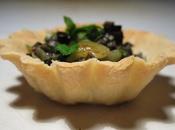 Tartellette alle cipolle olive