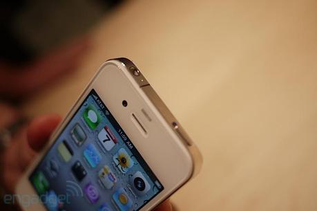 iPhone 4: tutte le foto, ufficiali e non