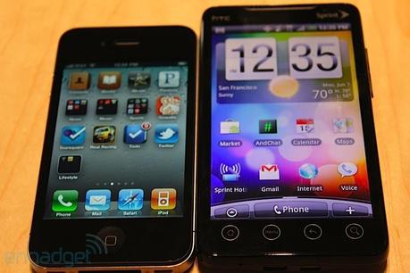 iPhone 4 a confronto con HTC Evo 4G – Foto e Caratteristiche