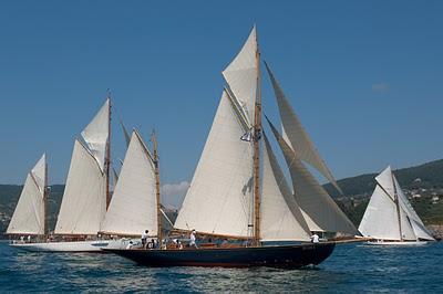 GIUGNO DI BARCHE D’EPOCA E VELA D’ALTURA PER IL CIRCOLO DELLA VELA MARCIANA MARINA