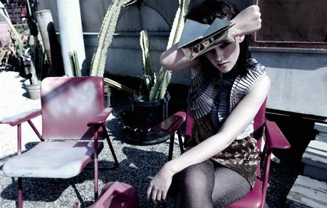 Kristen Stewart fotografata da Yu Tsai per Flaunt Magazine Spring Summer 2010