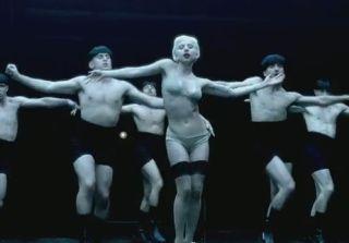 Alejandro di Lady Gaga, Gotico Omaggio a Madonna