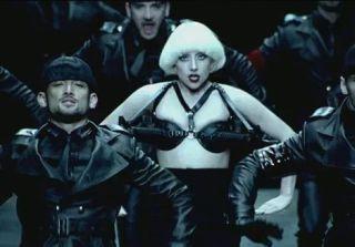 Alejandro di Lady Gaga, Gotico Omaggio a Madonna