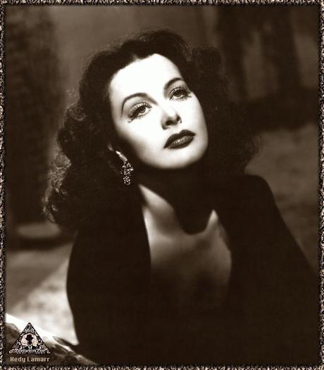 « Non è difficile diventare una grande ammaliatrice: basta restare immobile e recitare la parte dell'oca »HEDY LAMARR