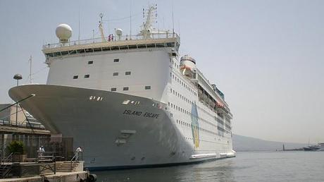 Dalla Stazione Marittima di Napoli