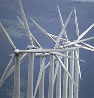 Energia: l’Italia eolica va a gonfie vele ma senza certificati verdi sono a rischio 25mila posti di lavoro