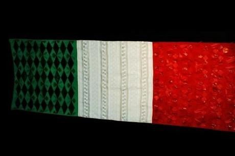 Oggi più che mai la moda è TRICOLORE!!