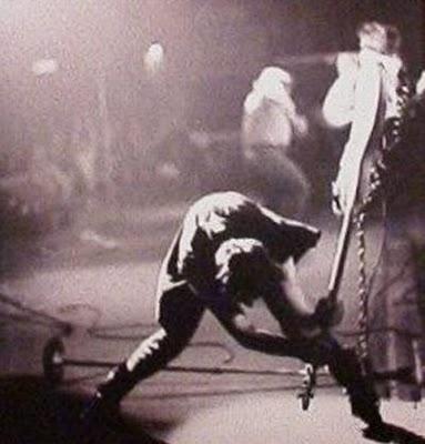 The Clash - Revolution rock