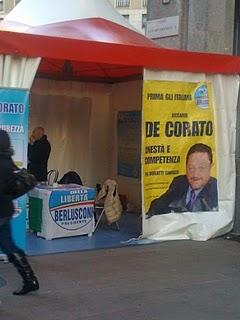 In giro per Milano: manifesti politici