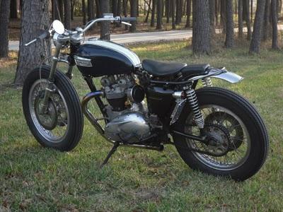 Triumph Bonneville 1969 Bobber / Street Tracker