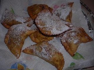 Caveciune (ravioli fritti ripieni di ceci)