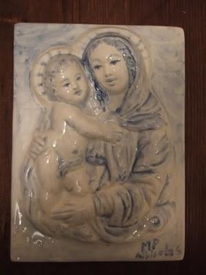 una ceramica al giorno......capoletto Madonna con Bambino