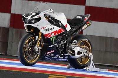 Yamaha YZF-R1 Team Yart 2011