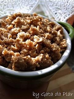 CRUMBLE DI FRAGOLE SPEZIATE