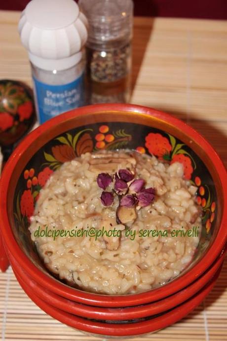 RISOTTO ALLE ROSE, FIORI E SALE PERSIANI di Dolcipensieri