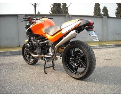 BMW R1150R Special Orange by M.A.C.E