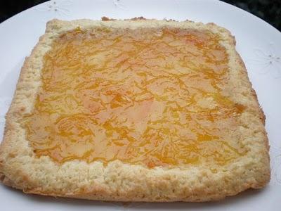 Con la frolla Artusiana, Crostata con marmellata di yuzu