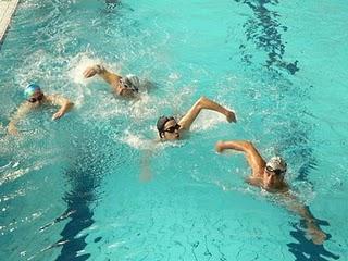 Se l'allievo si infortuna in piscina, è responsabile anche l'istruttore