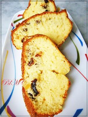 Ciambella al brandy e uva sultanina