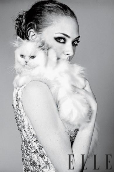 AMANDA SEYFRIED / ELLE / APRIL