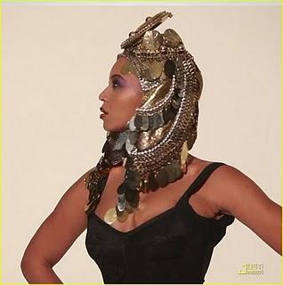 Beyoncé: regina africana su L'Officiel in Dolce & Gabbana