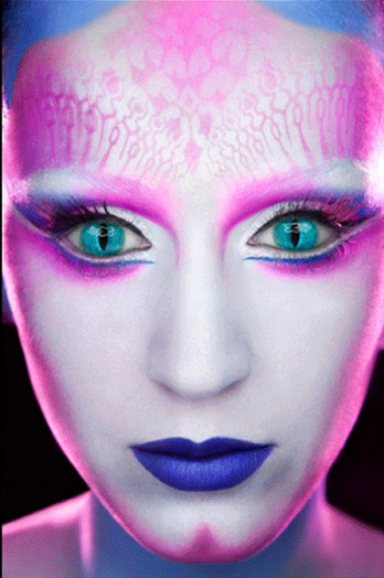 Katy Perry è un alieno nel video di E.T.