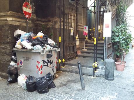 raccolta differenziata napoli