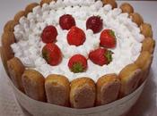 Torta Charlotte fragole chantilly