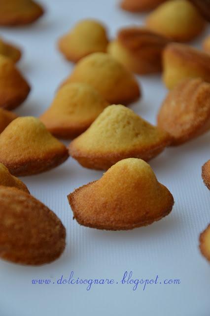 Madeleines al limone e caramello