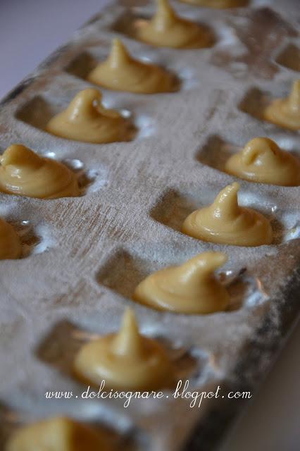 Madeleines al limone e caramello