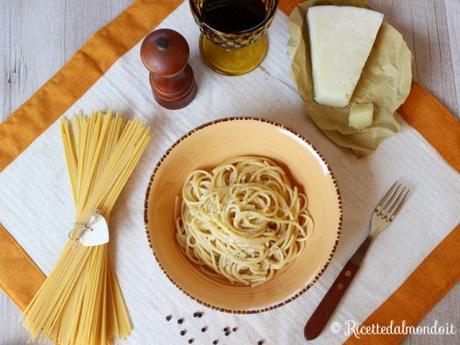 Spaghetti cacio e pepe