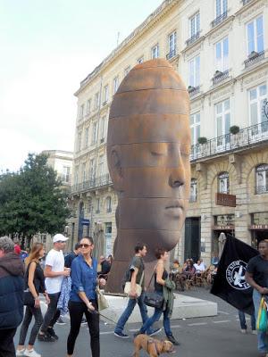 fra le piazze di Bordeaux