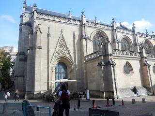 fra le piazze di Bordeaux