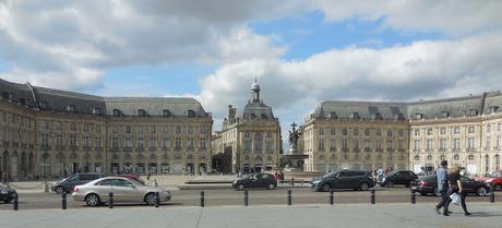 fra le piazze di Bordeaux