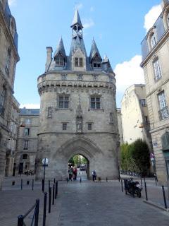 fra le piazze di Bordeaux