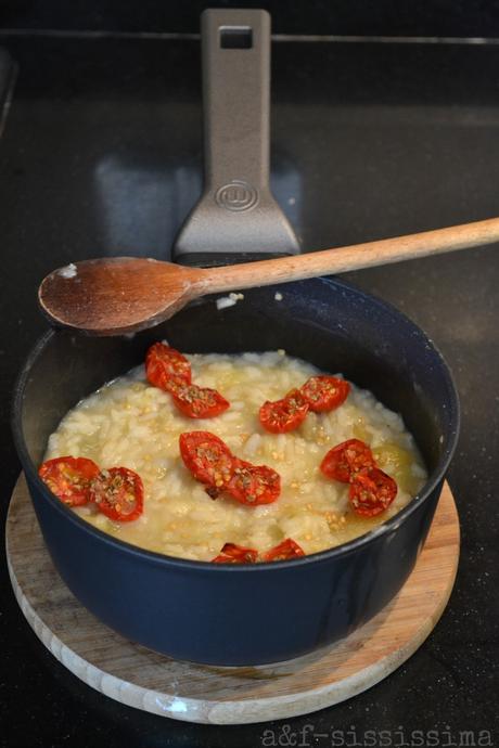 risotto con melanzana e pomodori arrostiti