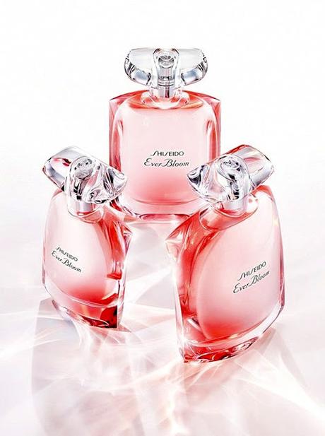 IL PROFUMO: EVER BLOOM di SHISEIDO