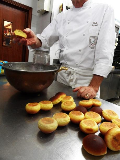 Sacchetti prepara le pesche